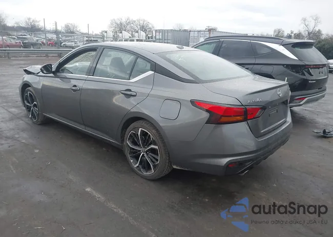 1N4BL4CV4RN430229: 44371423