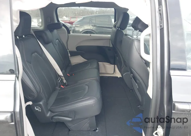 2C4RC1BG2LR106538: 44371491