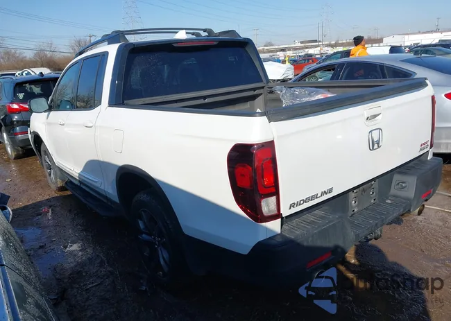 5FPYK3F18MB002351: 44371508