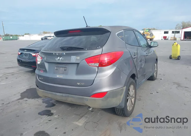 KM8JT3AFXFU033553: 44370558