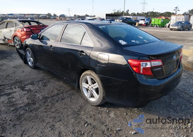 4T1BF1FK3CU084961: 44370631