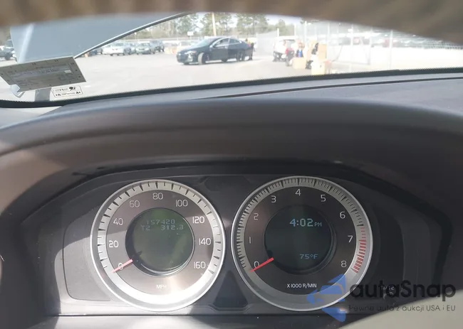 YV4902DZ8D2425632: 44370665