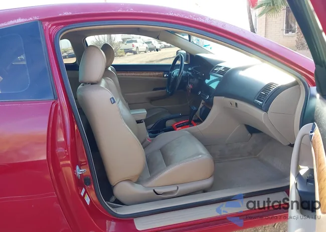 1HGCM82695A013642: 44370672