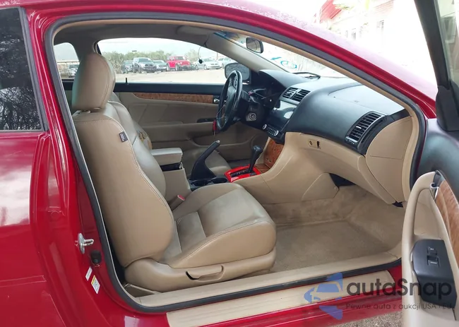 1HGCM82695A013642: 44370672