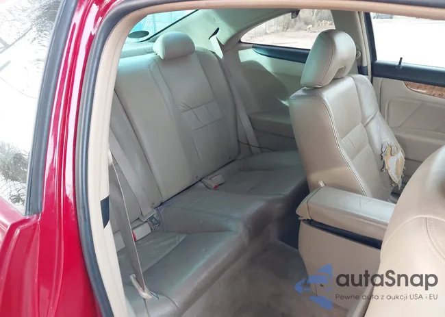 1HGCM82695A013642: 44370672