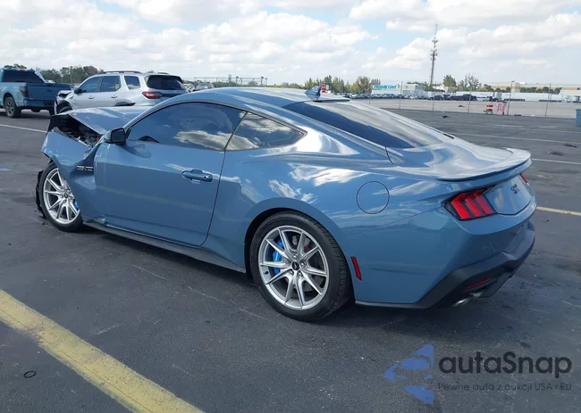 1FA6P8CFXR5428099: 44370697