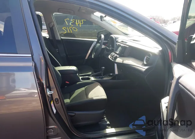 JTMBFREV9HJ132163: 44370712