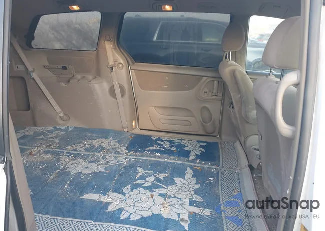 5TDBA23C55S036200: 44370870