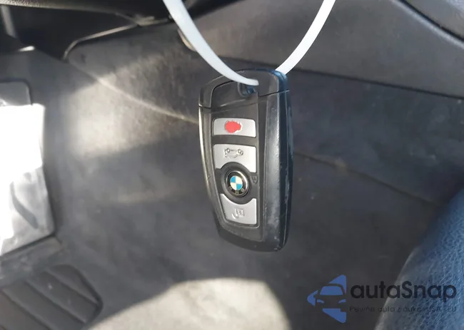 WBA5A5C59FD515133: 44371938