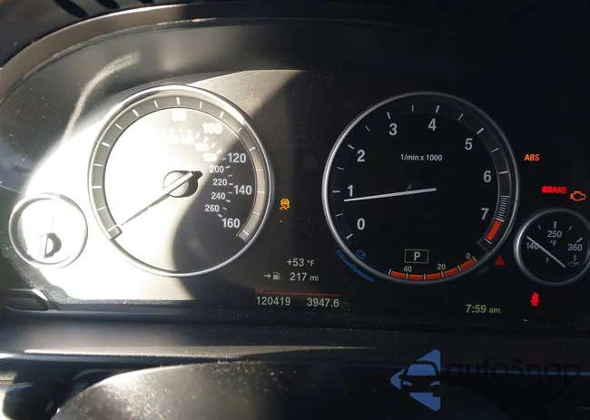 WBA5A5C59FD515133: 44371938