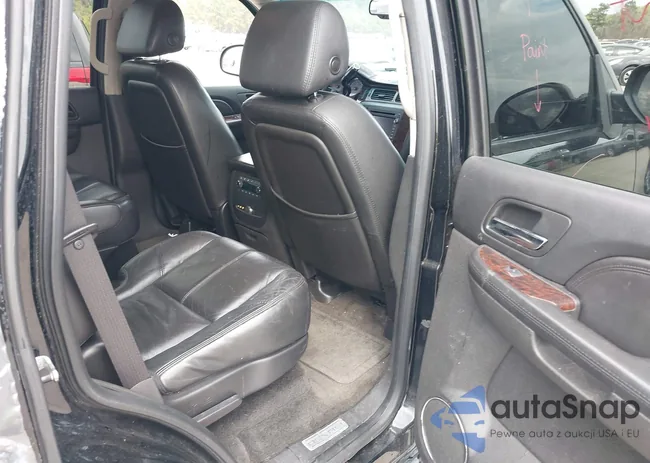 1GKFK638X7J368932: 44371984