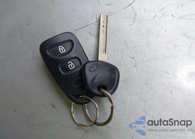 KMHCU5AE5GU264712: 44371996