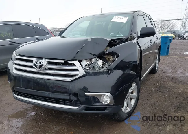 5TDBK3EHXCS120778: 44372019