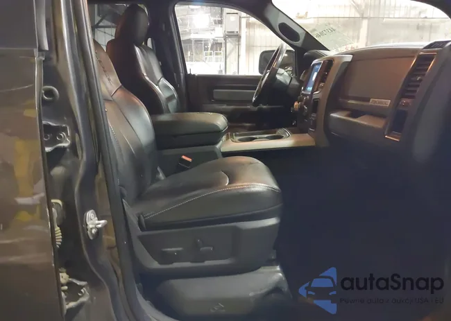 1C6RR7YT7JS159034: 44372046