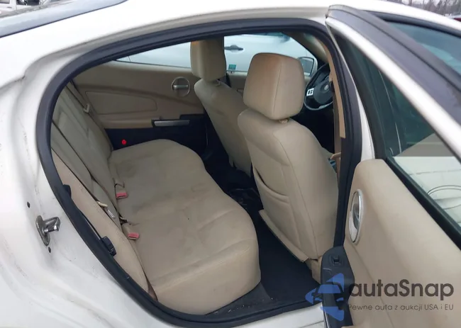 2G2WP552881118914: 44372094