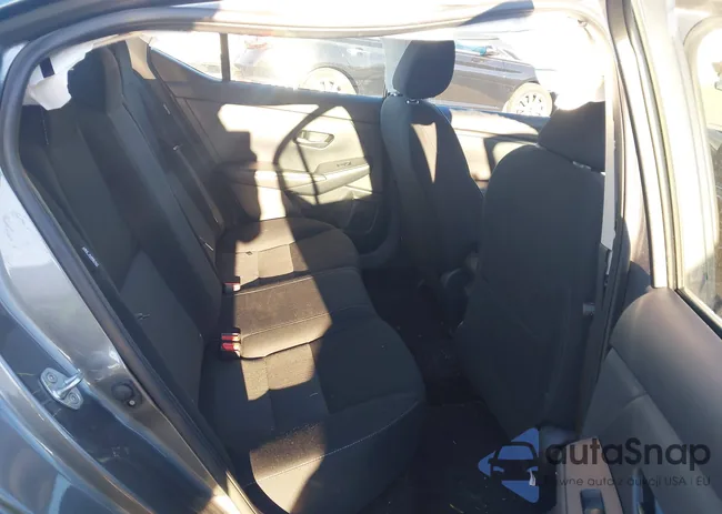 3N1AB8CV1RY330319: 44372157