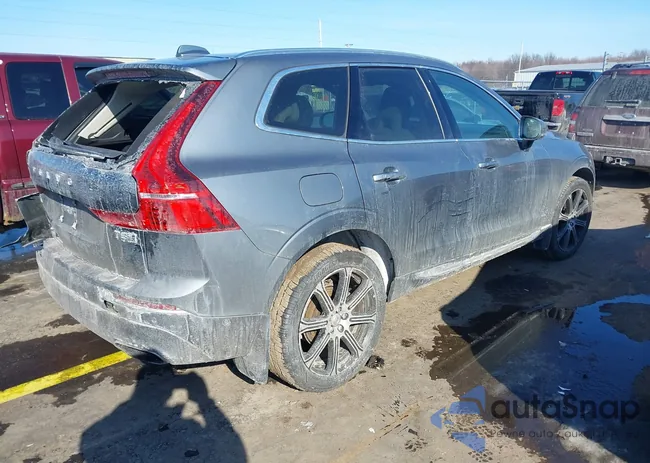 LYV102RL5JB069686: 44372172