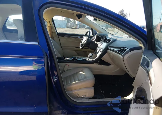 3FA6P0PU1GR194424: 44372191