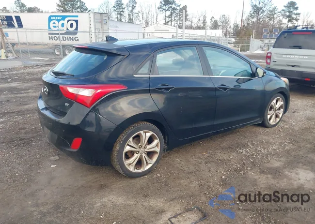 KMHD35LE8DU061796: 44372208