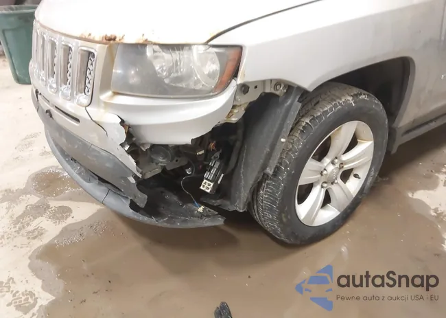 1C4NJDEB1ED855827: 44372231