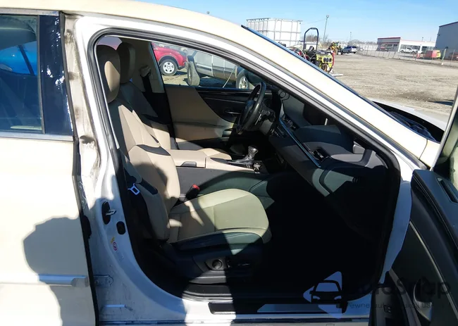 58ABZ1B11KU032708: 44372262