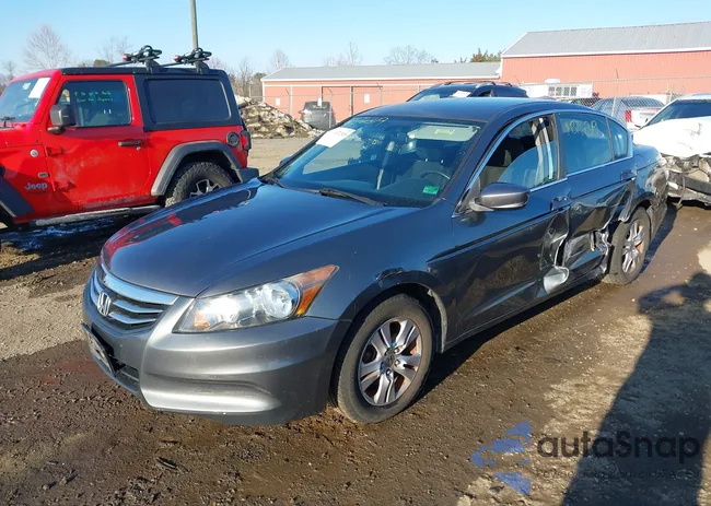 1HGCP2F49CA009939: 44372319