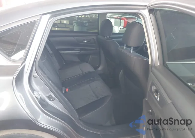 1N4AL3AP7HC486136: 44372345