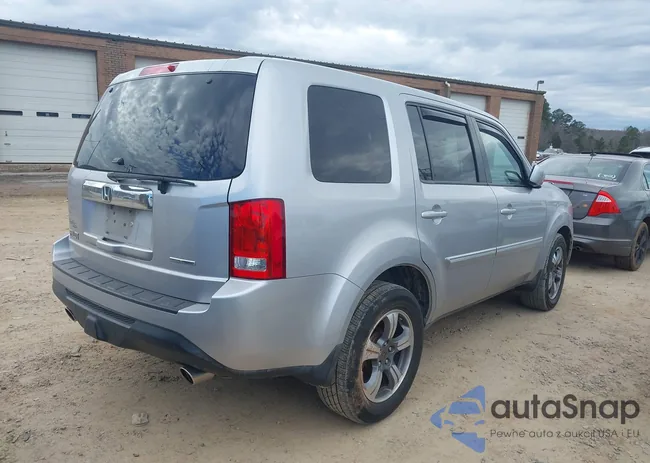 5FNYF3H32FB033948: 44372351