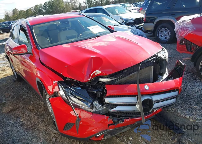 WDCTG4EB0GJ214334: 44372362