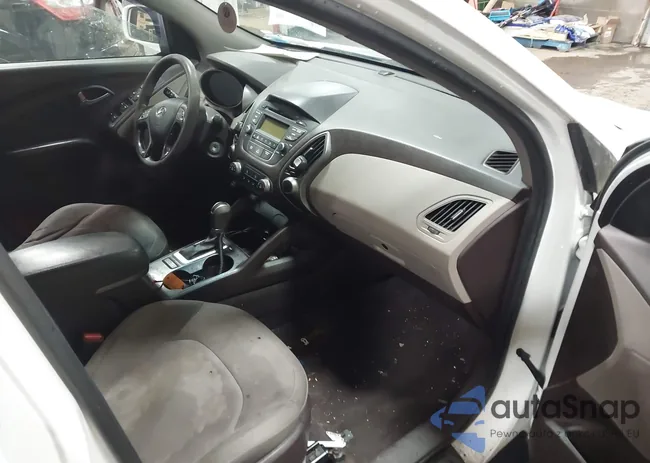 KM8JTCAF7FU071886: 44372422