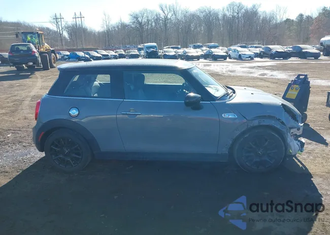 WMWXR5C06L2L96891: 44372477