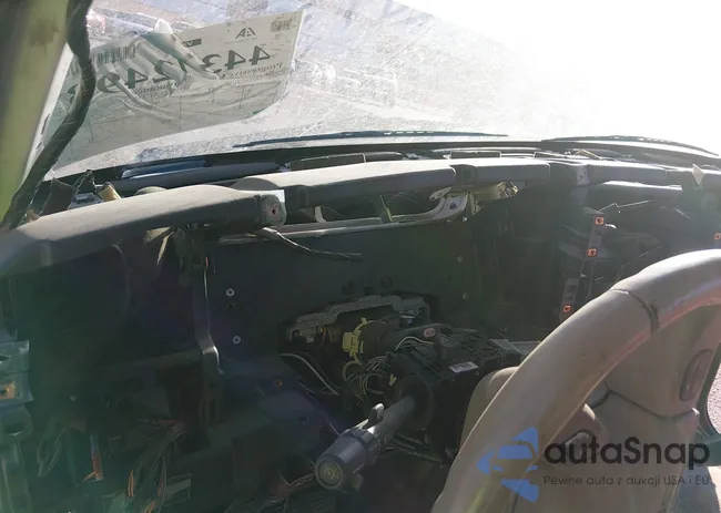 1GKFK66U84J268025: 44372498