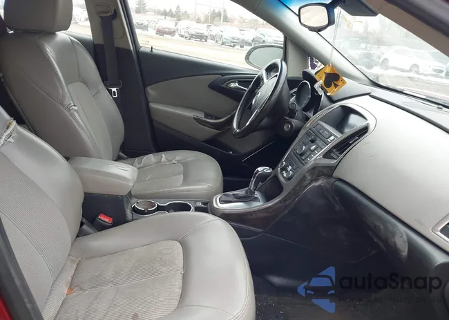 1G4PP5SK7E4153539: 44371584