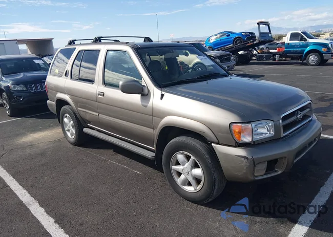 JN8DR09Y41W600331: 44371587