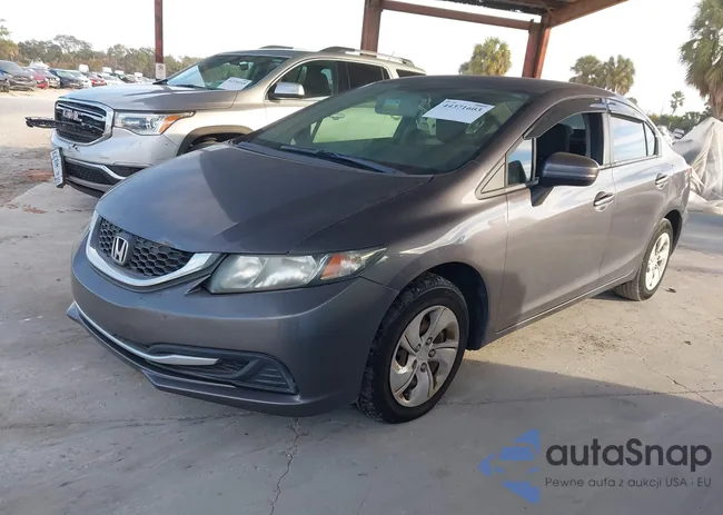 19XFB2F56EE032324: 44371603