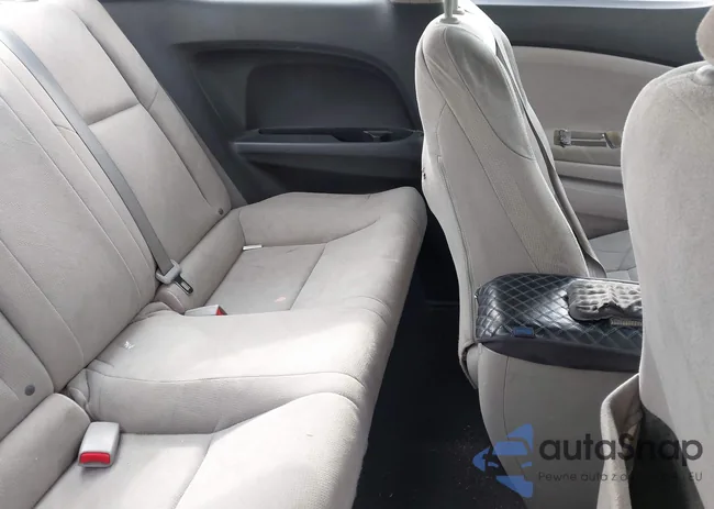 2HGFG3B85CH521436: 44371644