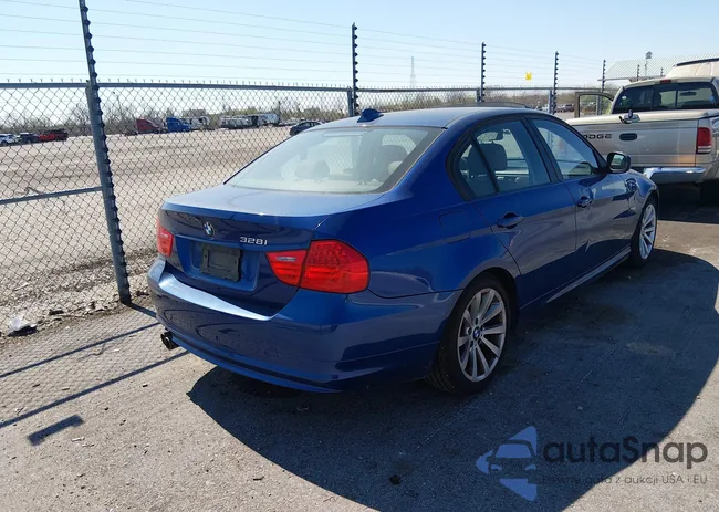 WBAPH7C55BA800715: 44371654