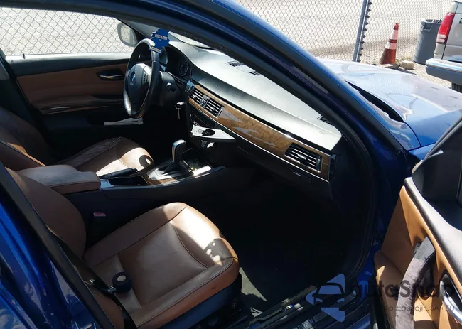 WBAPH7C55BA800715: 44371654