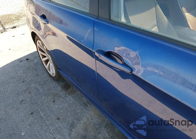 WBAPH7C55BA800715: 44371654