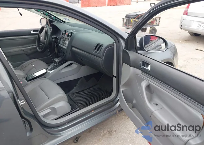 3VWEF81K97M083550: 44371727