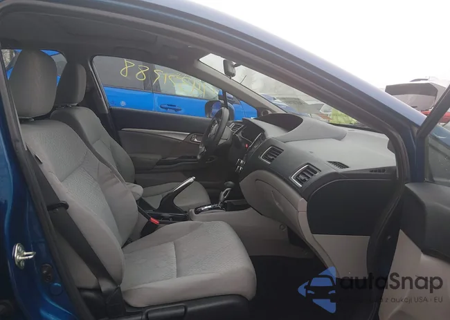 19XFB2F81EE030877: 44371788