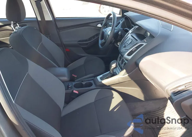 1FAHP3F29CL102706: 44372920