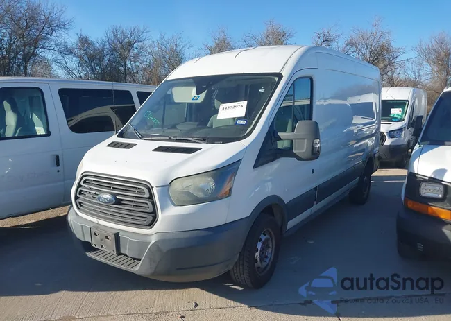 1FTYR2CM5GKA17359: 44372978