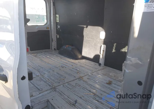 1FTYR2CM5GKA17359: 44372978