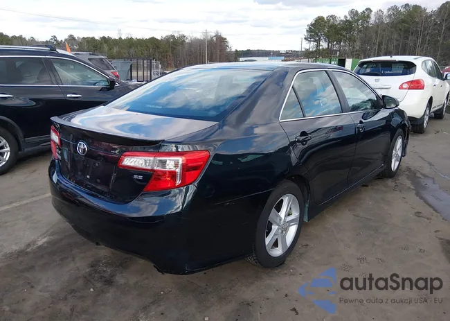 4T1BF1FK1EU400957: 44373071