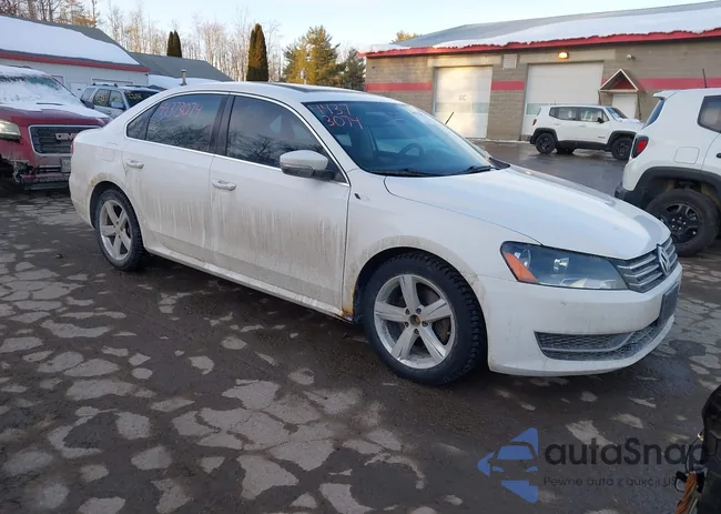 1VWBH7A33DC042618: 44373074