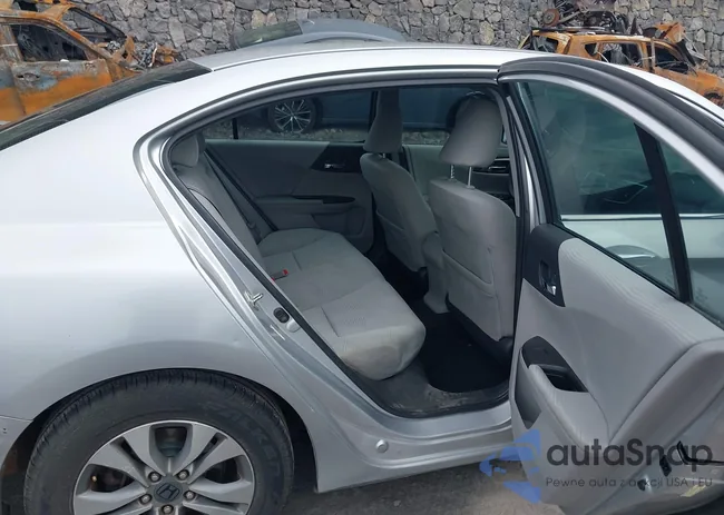 1HGCR2F38EA229545: 44373203