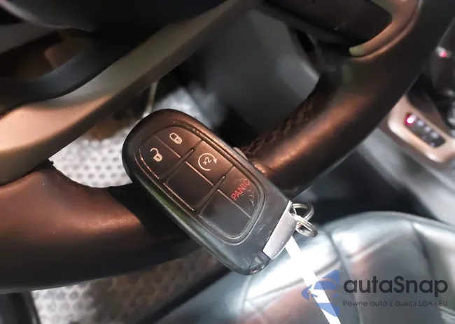 1C4PJMDB7EW142042: 44373224