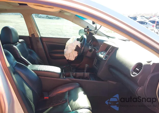 1N4AA5AP5DC832891: 44373294