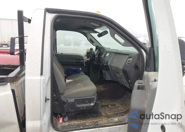 1FTBF2B6XCED13892: 44373311